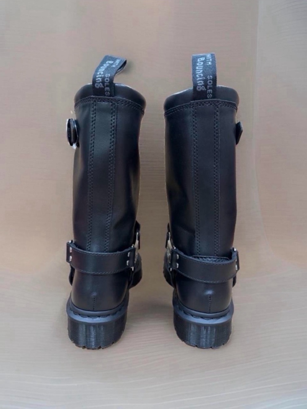 Dr. Martens Anistone Hi Black Leather Moto Harness Boots - Women 8 / Men 7 NWT - Picture 5 of 8